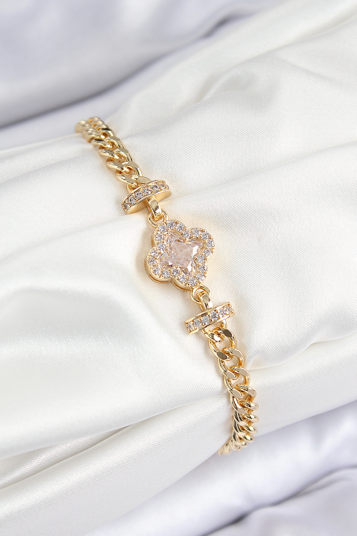 Brass Zircon Stone Clover Model Gold Color Female Bracelet