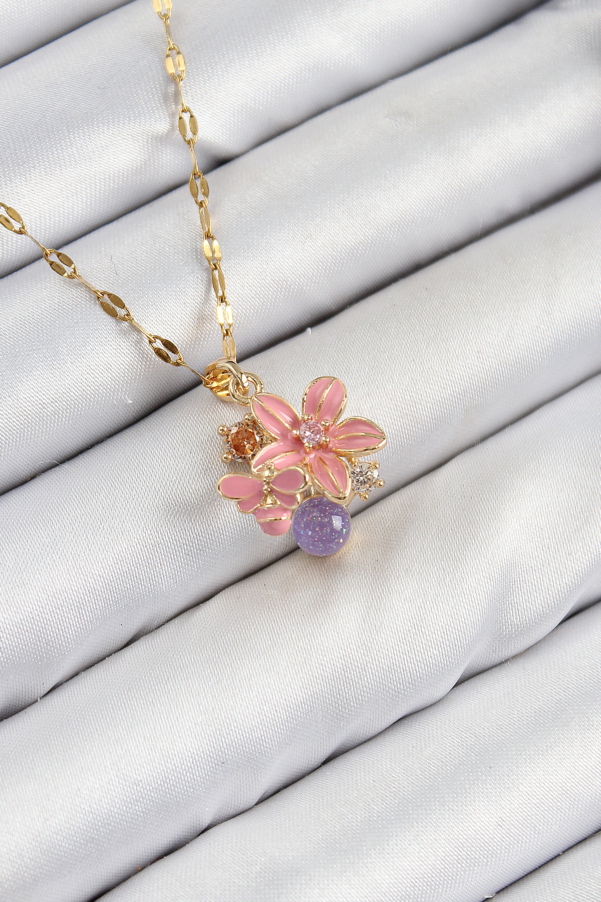 316L Steel Zircon Stone Bee Detailed Pink Flower Model Gold Color Women Necklace