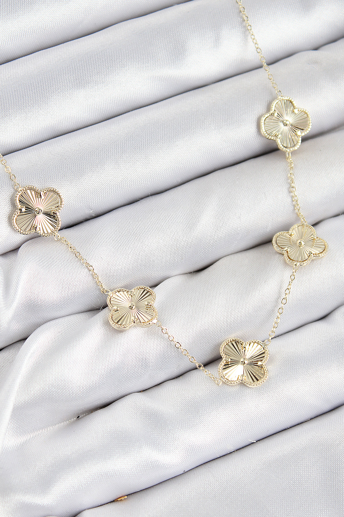 Brass VIP Yonca Model Gold Color Female Necklace