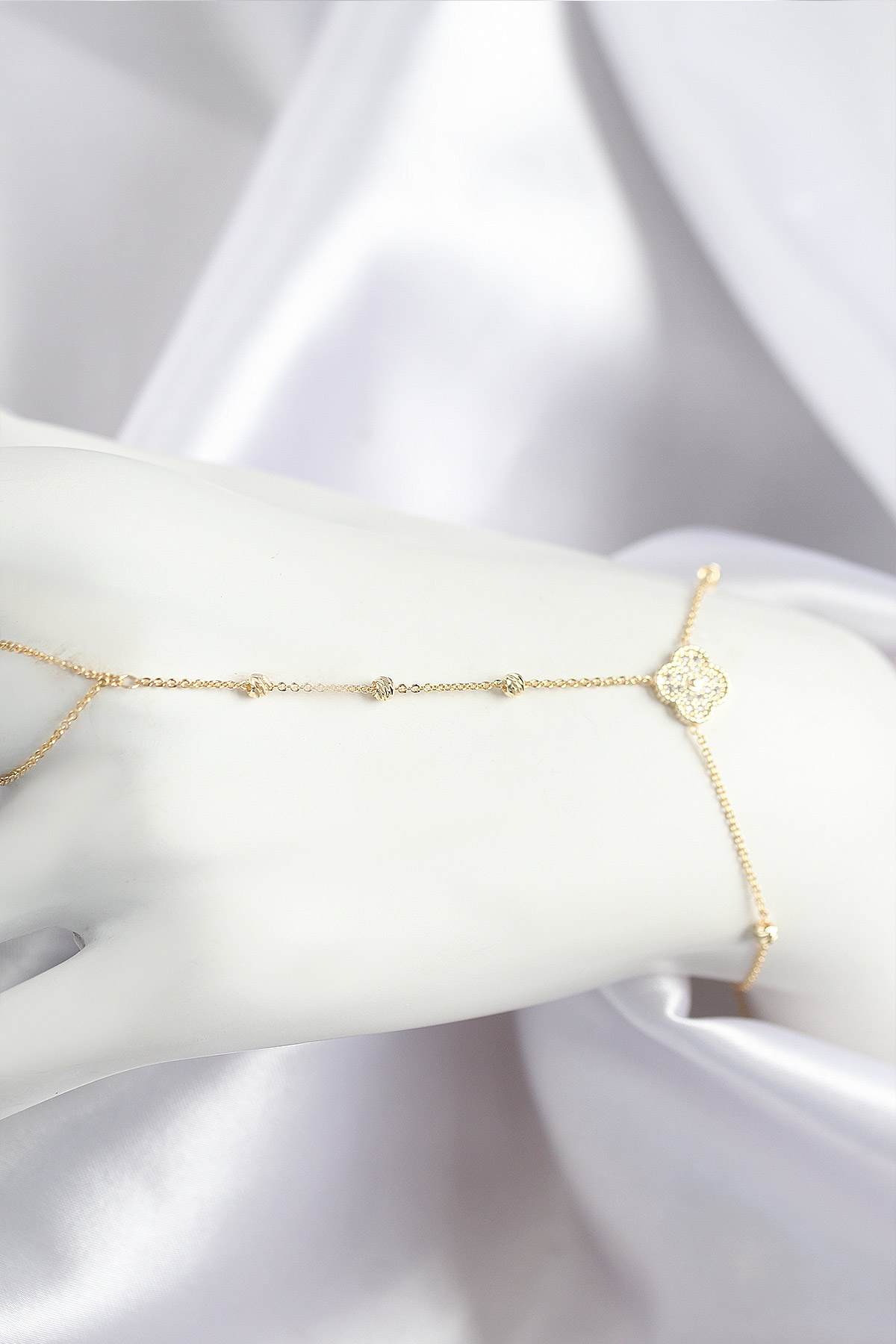 Brass Zircon Stone Clover Model Gold Color Şahmeran