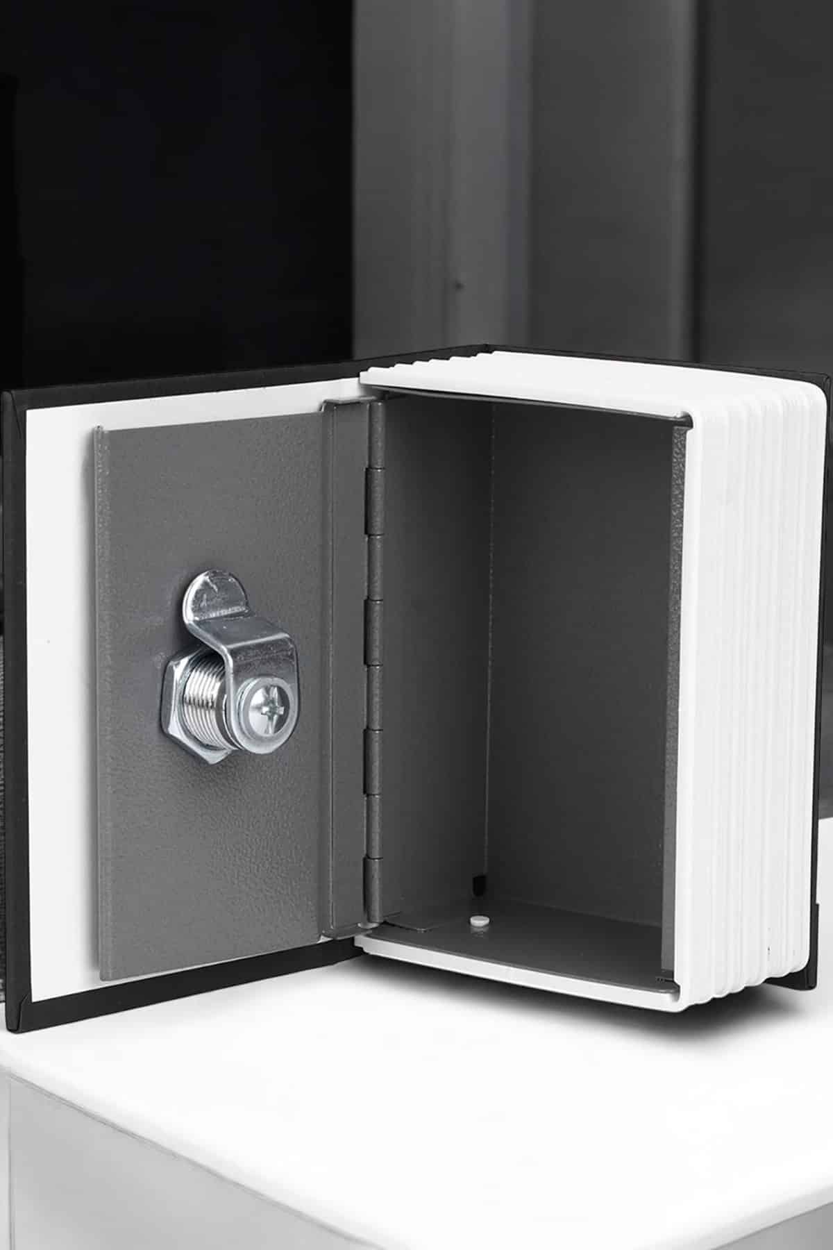 Gizli Kasa Kitap Görünümlü Anahtarlı Çelik Mini Kasa