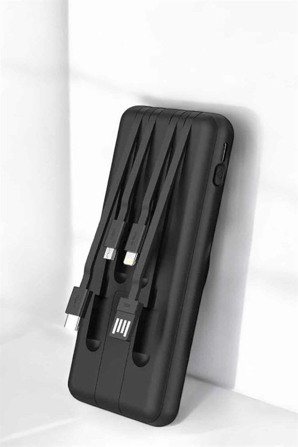 Hızlı Şarj Dijital Göstergeli Powerbankli Çoklu Şarj Özelliği